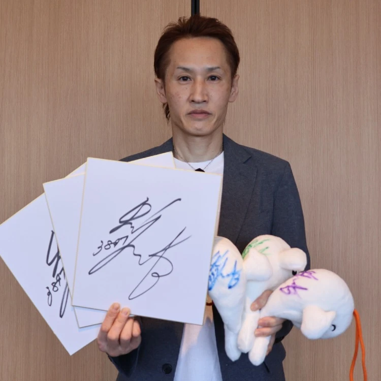 3897 白井英治 選手 サイン色紙＆サイン入りすなっちぬいぐるみ