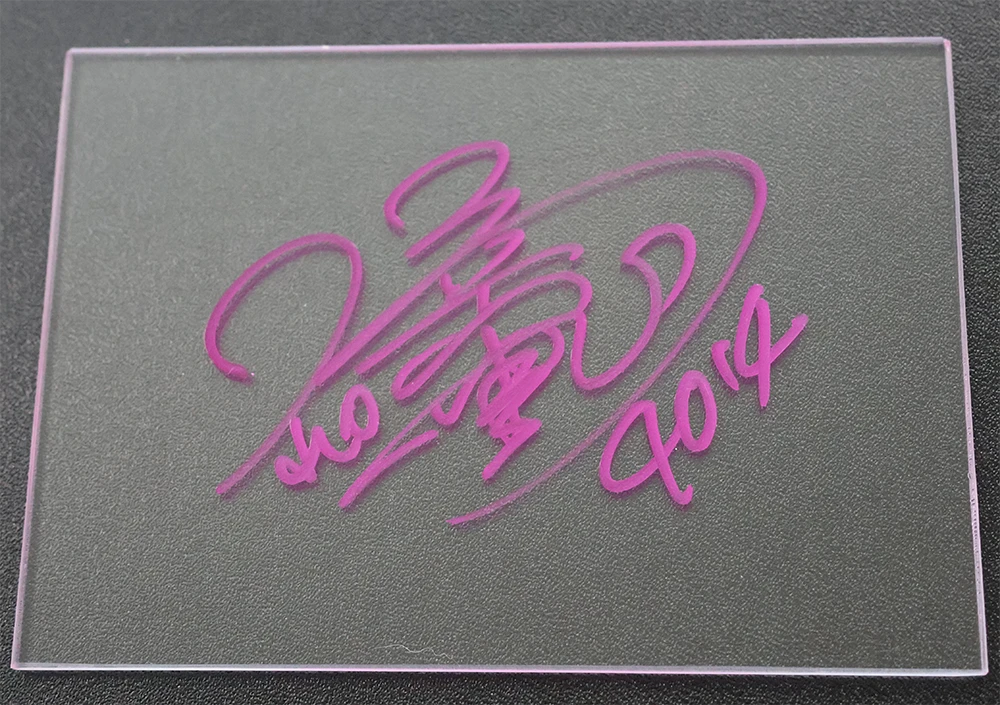 4014 片岡恵里 選手 サイン入りアクリルボード